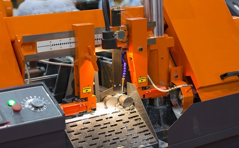 新干龙门带锯床具备哪些优点？